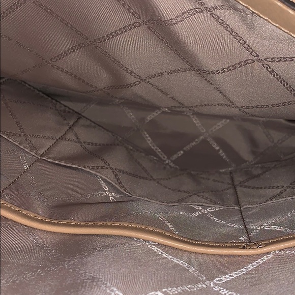 Michael Kors Purse - Picture 4 of 5